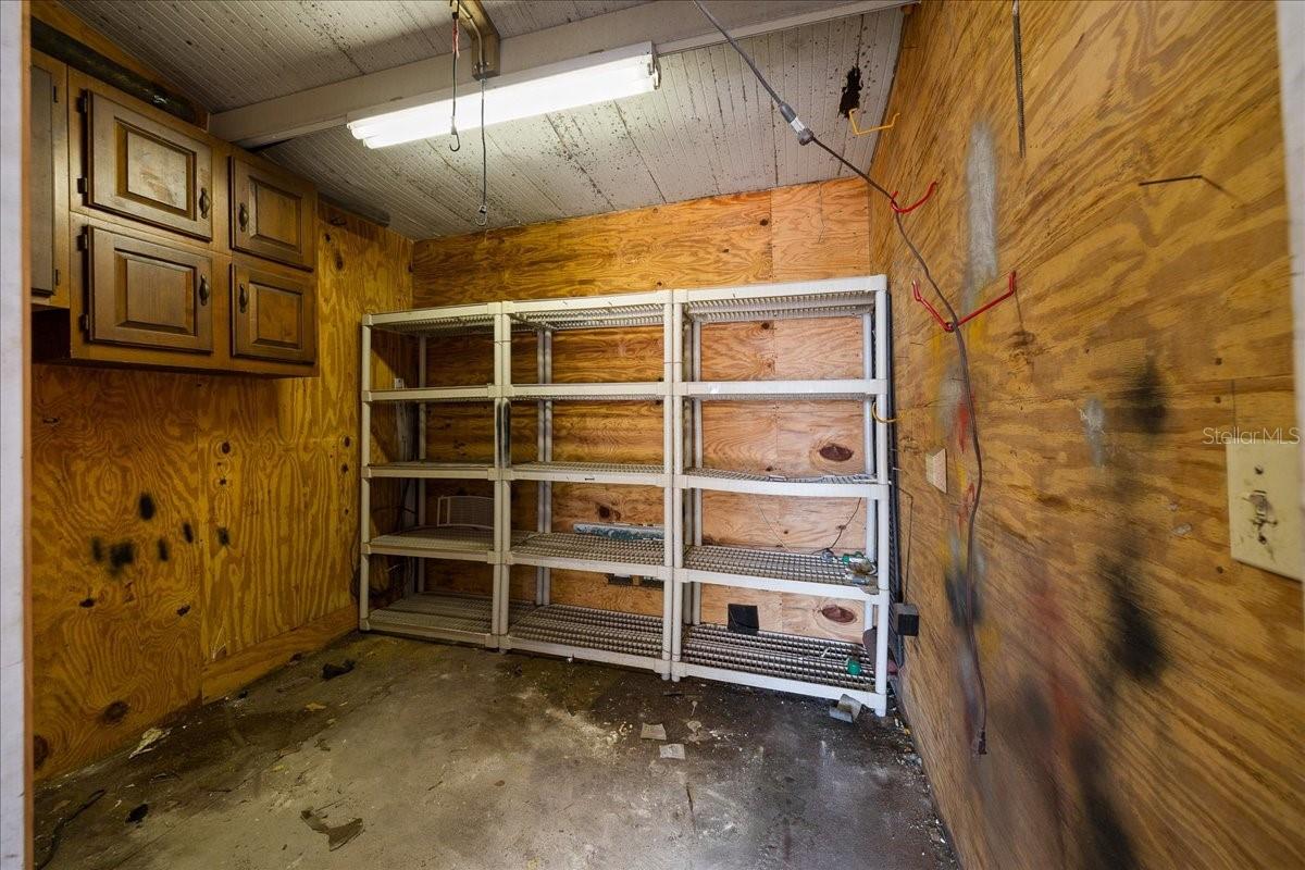 BEVERLY HILLS UNIT 05 - Residential