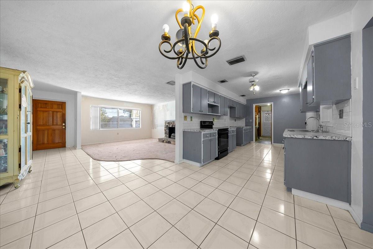 BEVERLY HILLS UNIT 05 - Residential