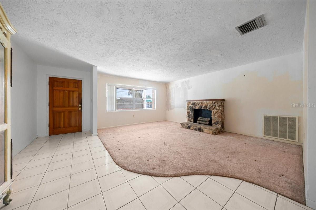 BEVERLY HILLS UNIT 05 - Residential