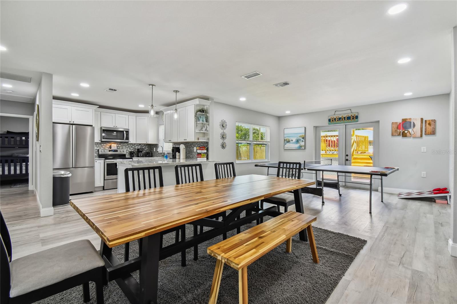 LAKEWOOD ESTATES SEC C - Residential Lease