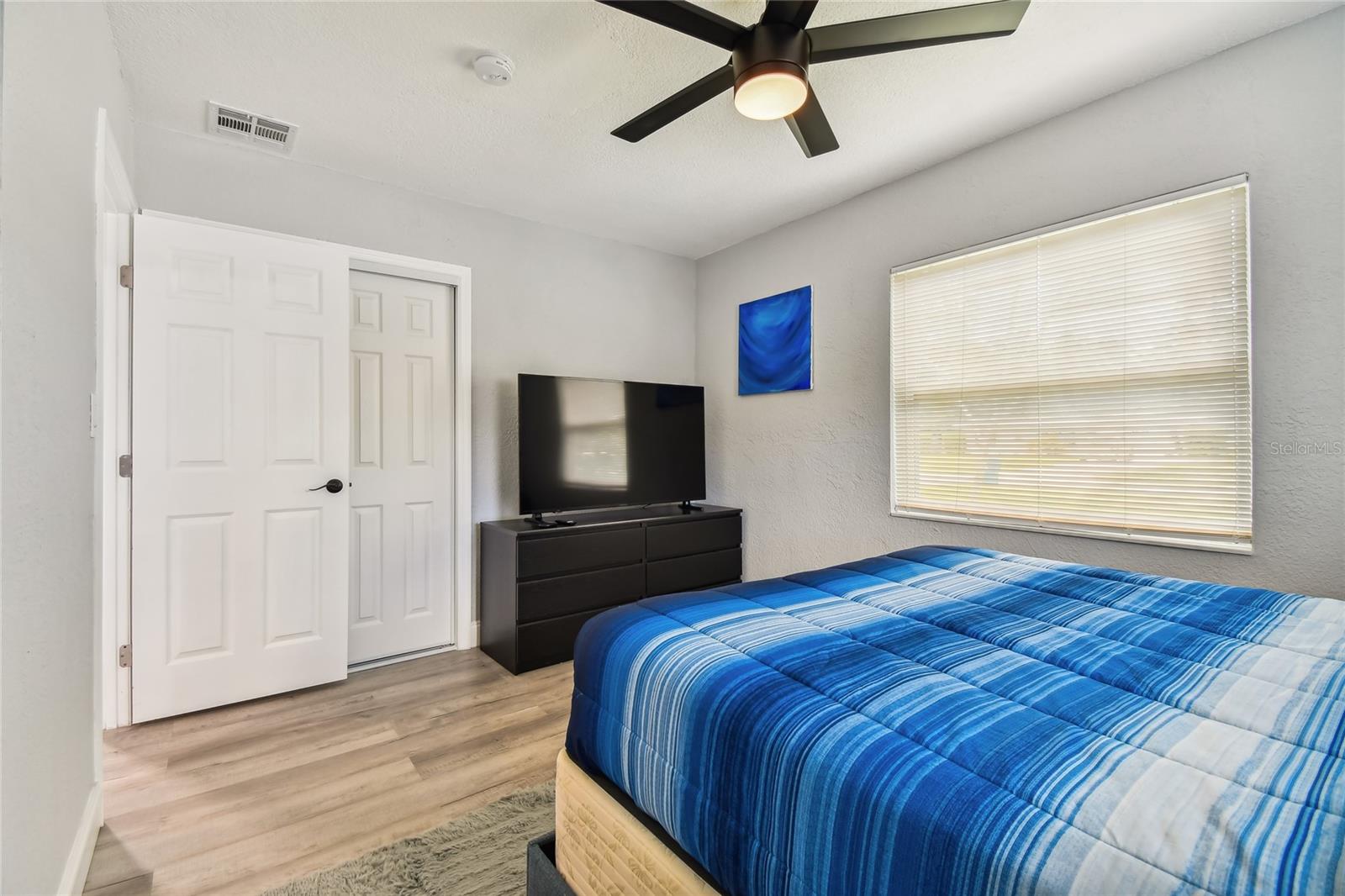 LAKEWOOD ESTATES SEC C - Residential Lease