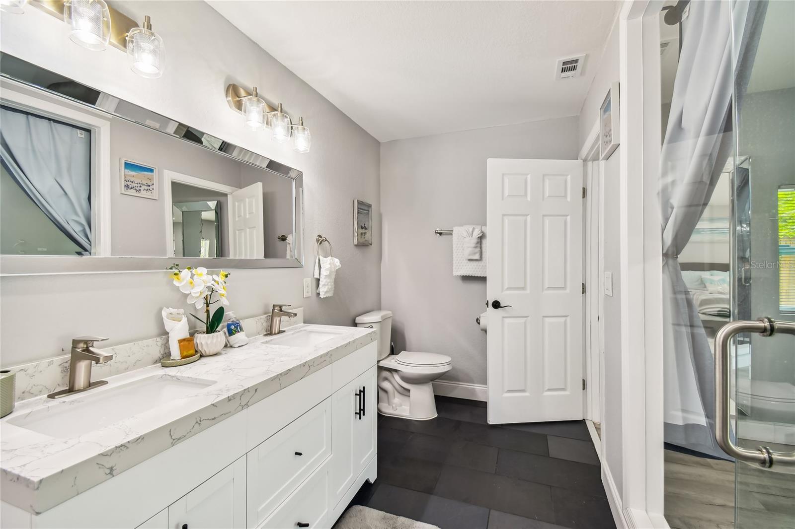 LAKEWOOD ESTATES SEC C - Residential Lease