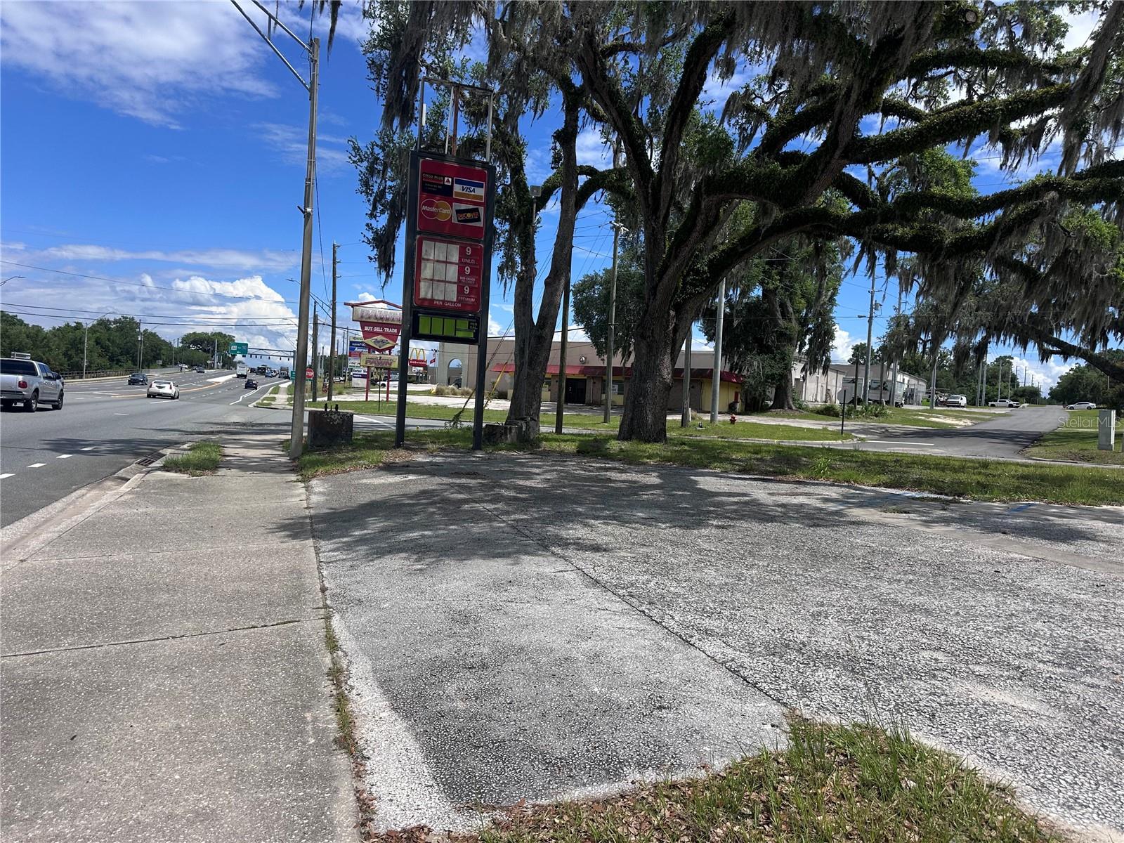 US hwy 41 E GRACE STREET STREET E