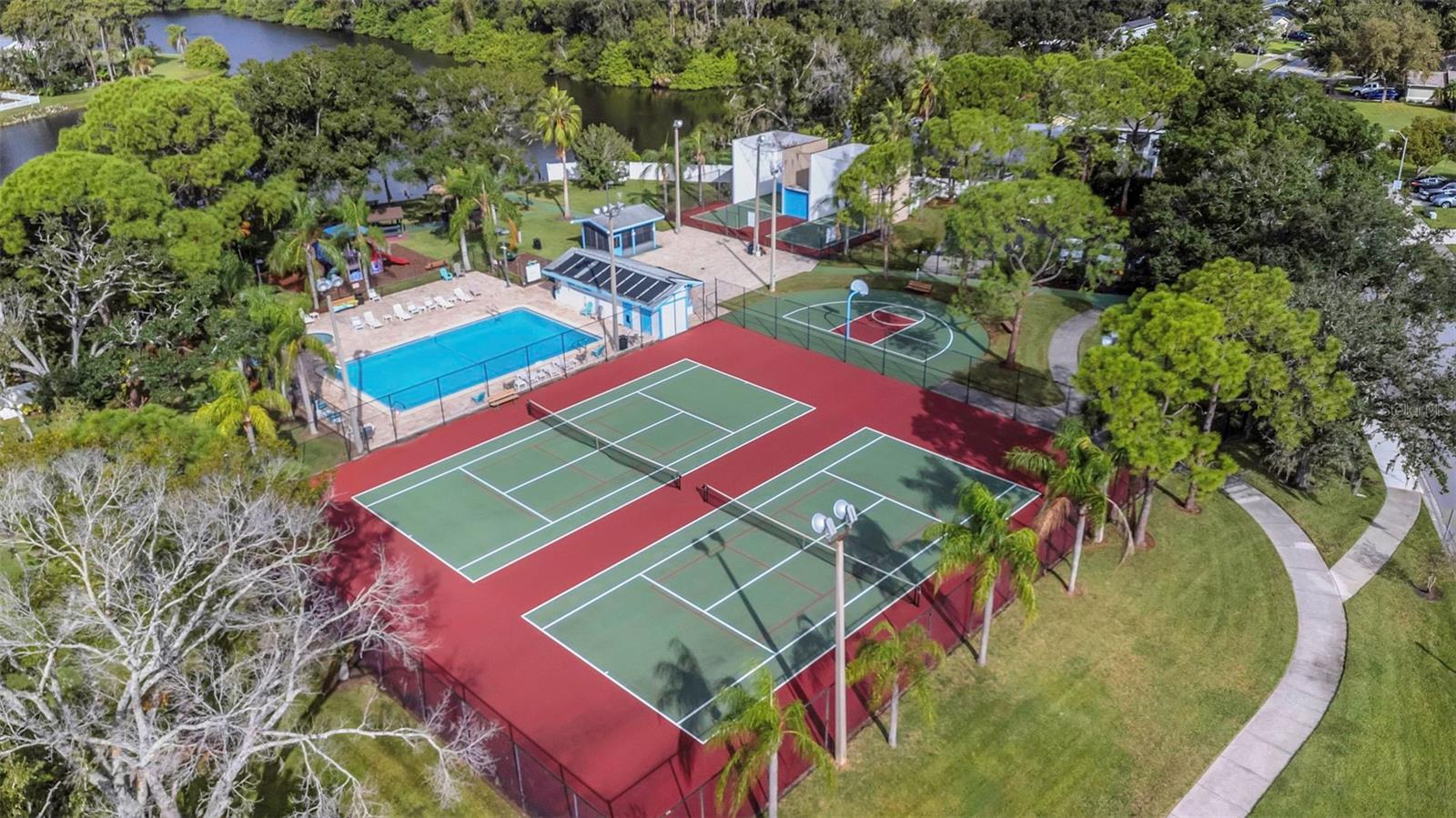 VILLAS OF FOREST LAKES THE - Residential