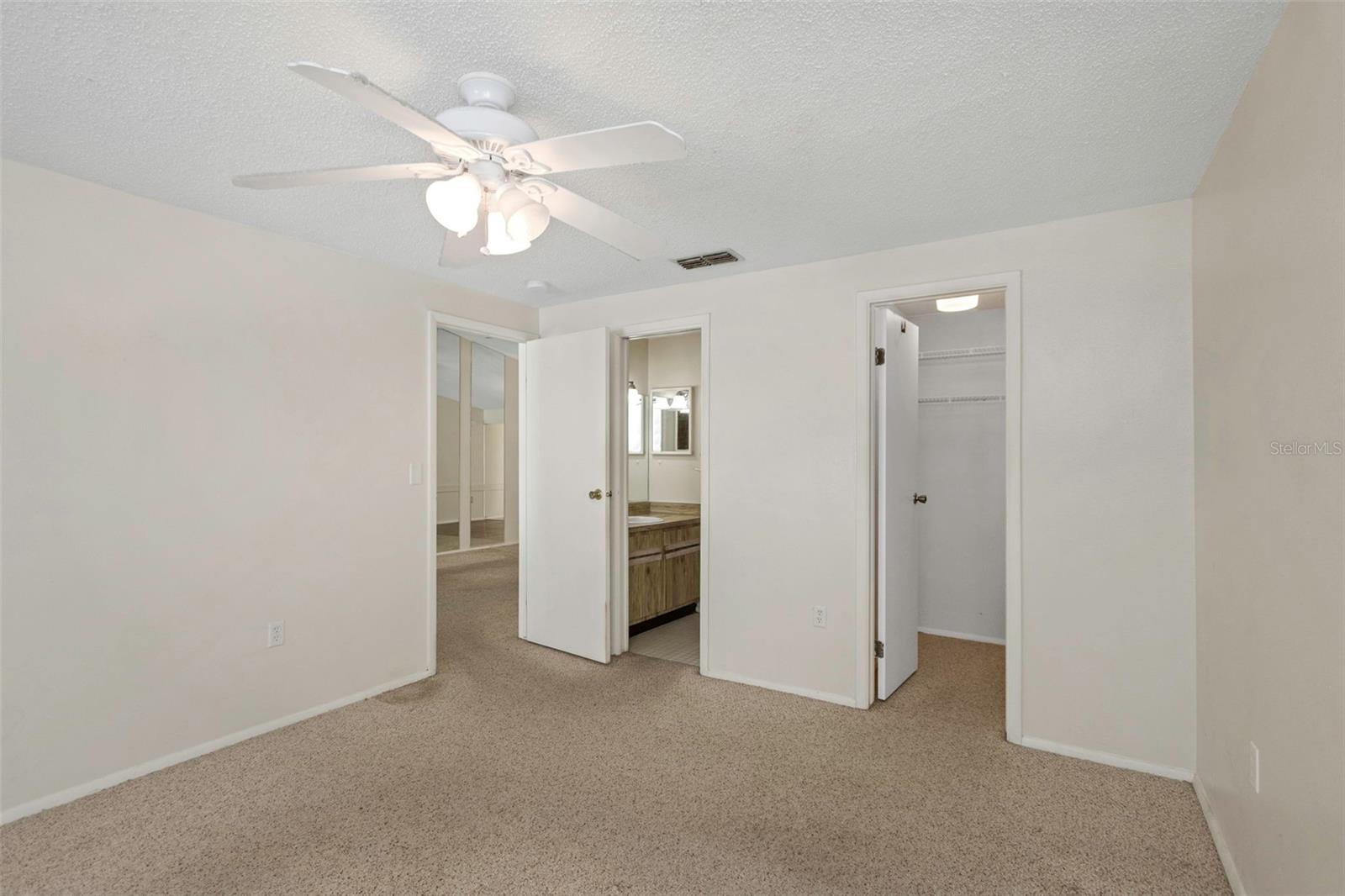 VILLAS OF FOREST LAKES THE - Residential