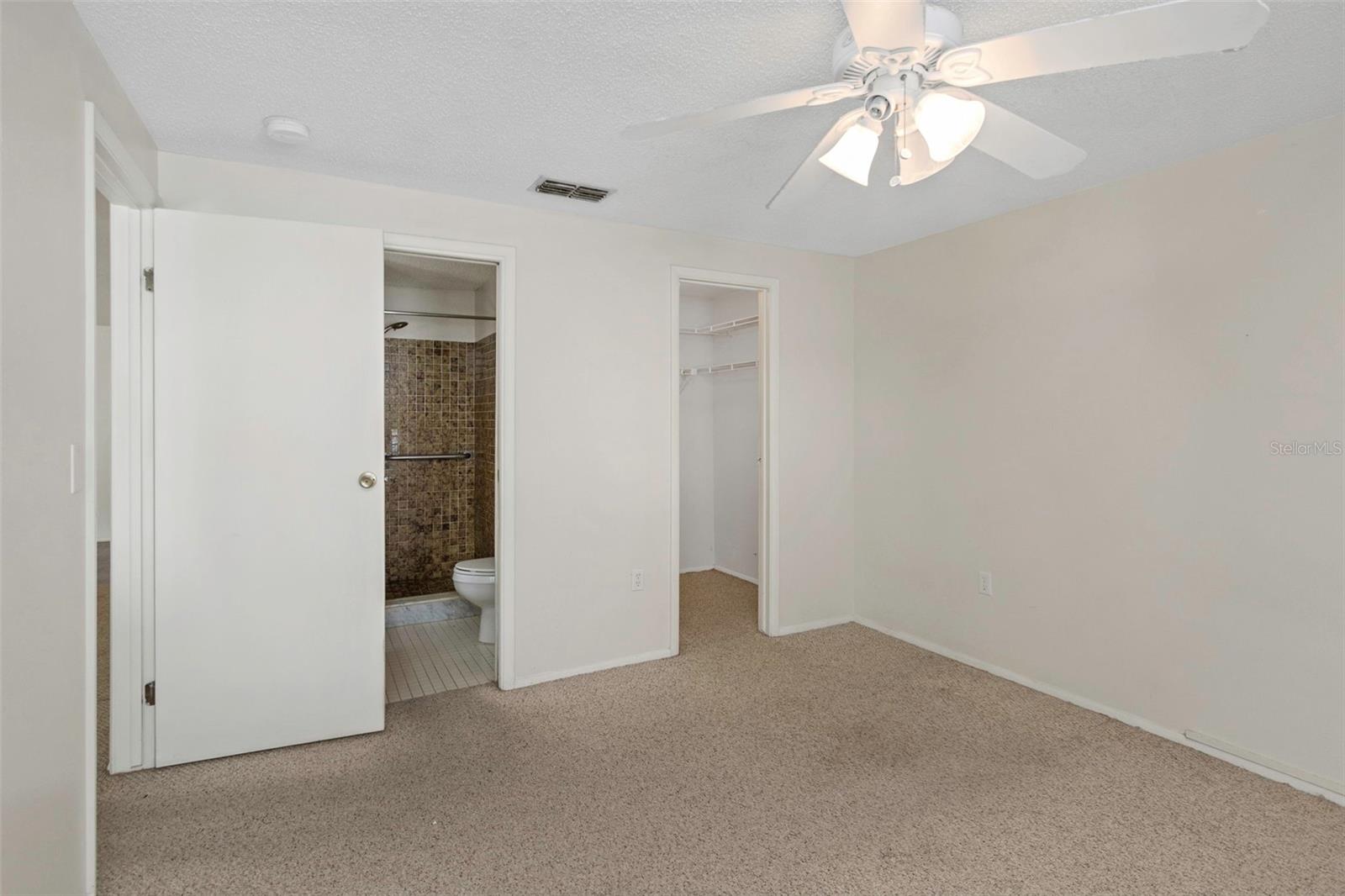 VILLAS OF FOREST LAKES THE - Residential