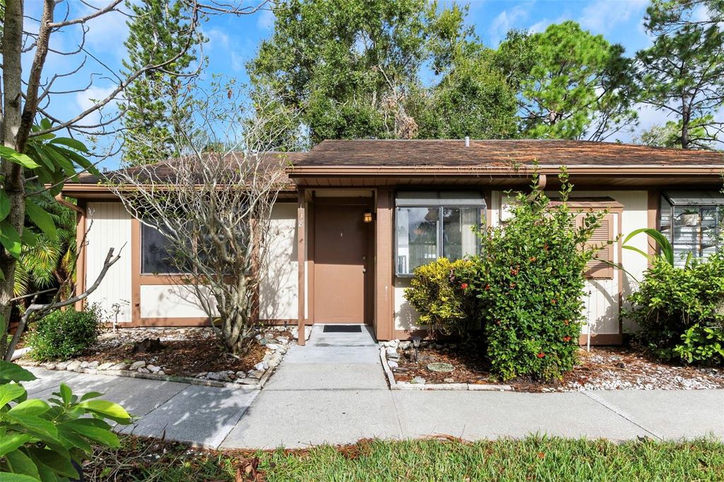 Photo of 118 Edgewood Court, Oldsmar, FL 34677 (MLS # TB8435008)