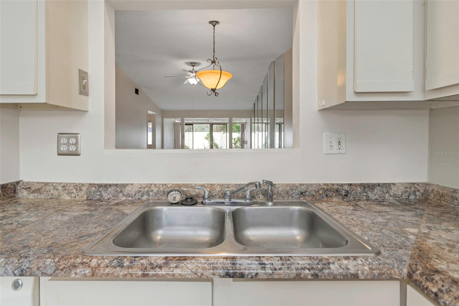 VILLAS OF FOREST LAKES THE - Residential