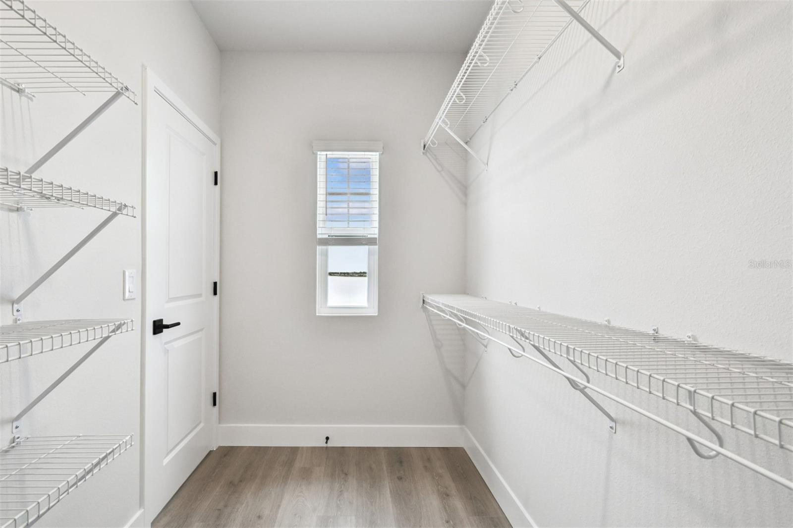 EMERALD LANDING AT WATERSIDE - Residential