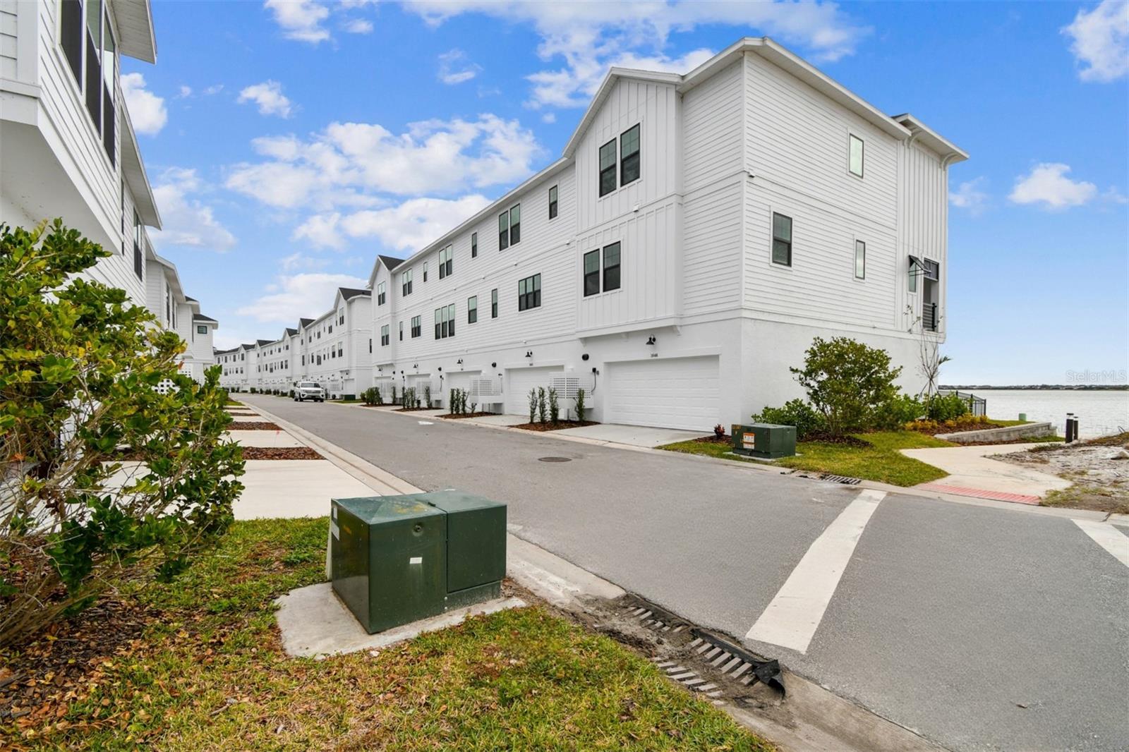 EMERALD LANDING AT WATERSIDE - Residential