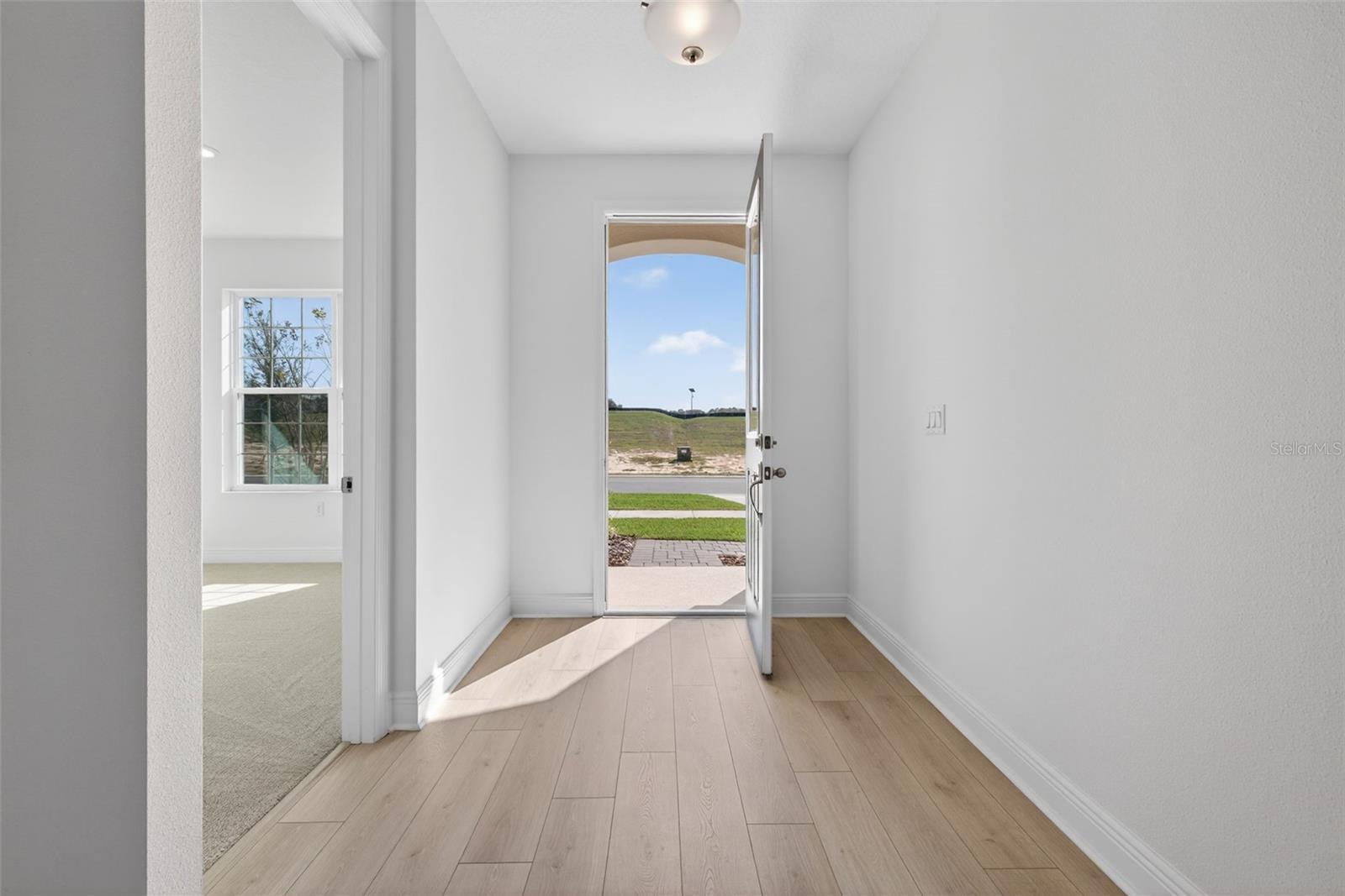 RESERVES AT HAMMOCK OAKS - Residential