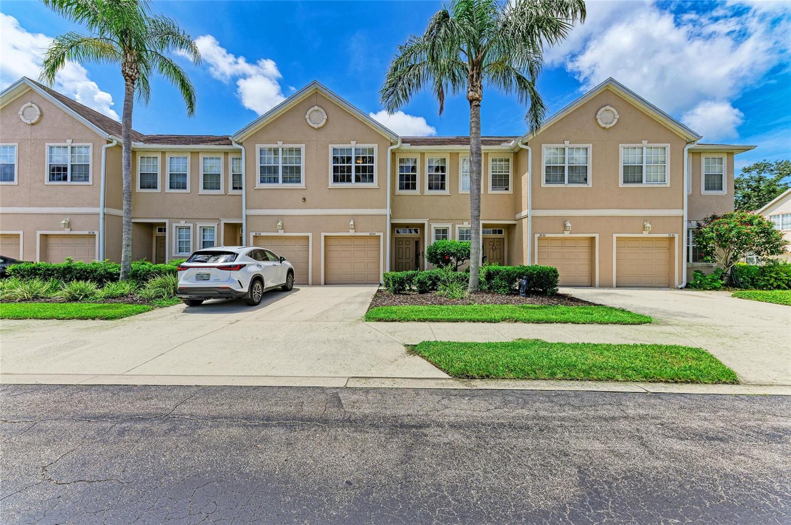 3934 YELLOWSTONE CIRCLE