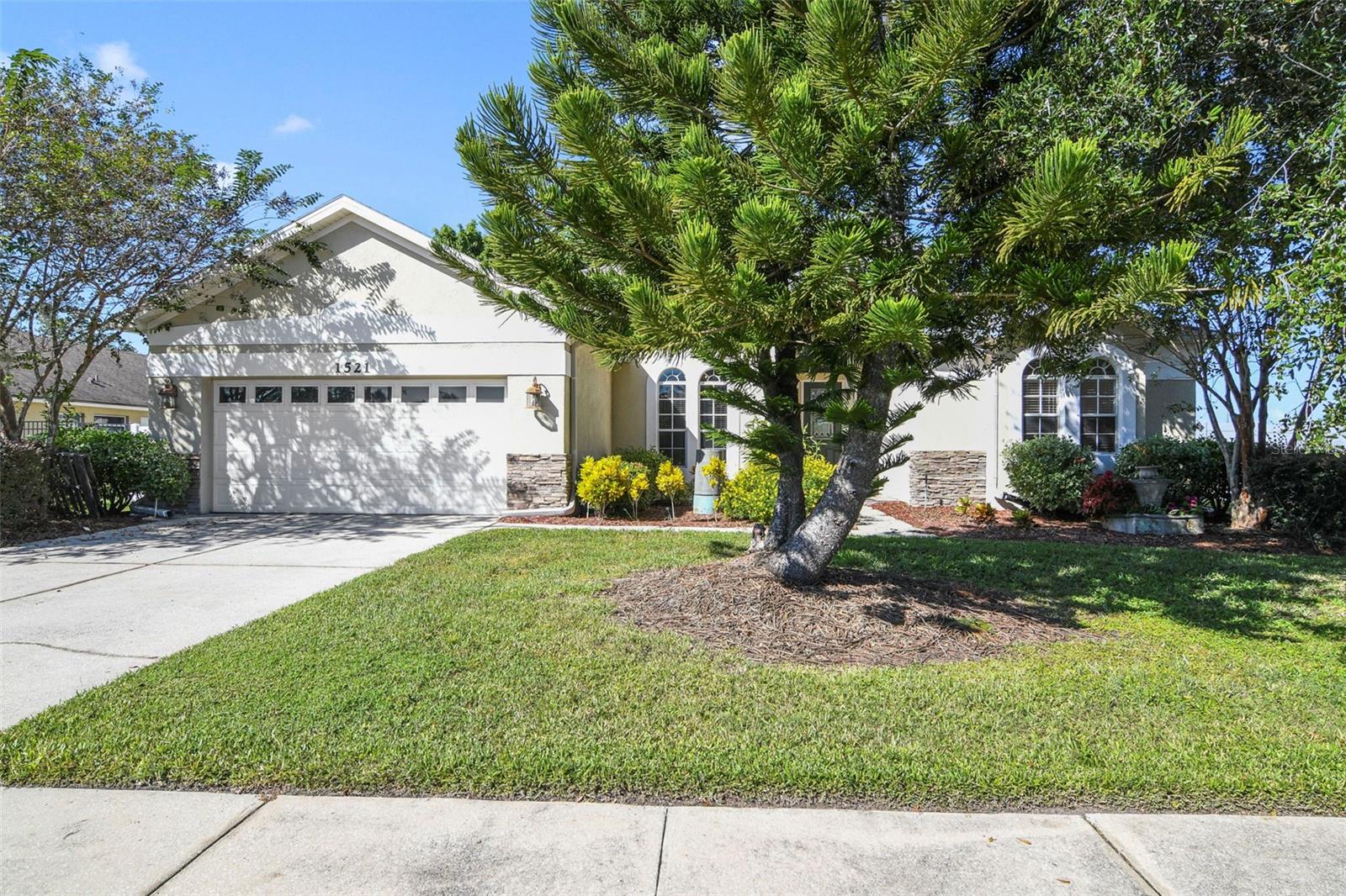1521 GANTS CIRCLE
