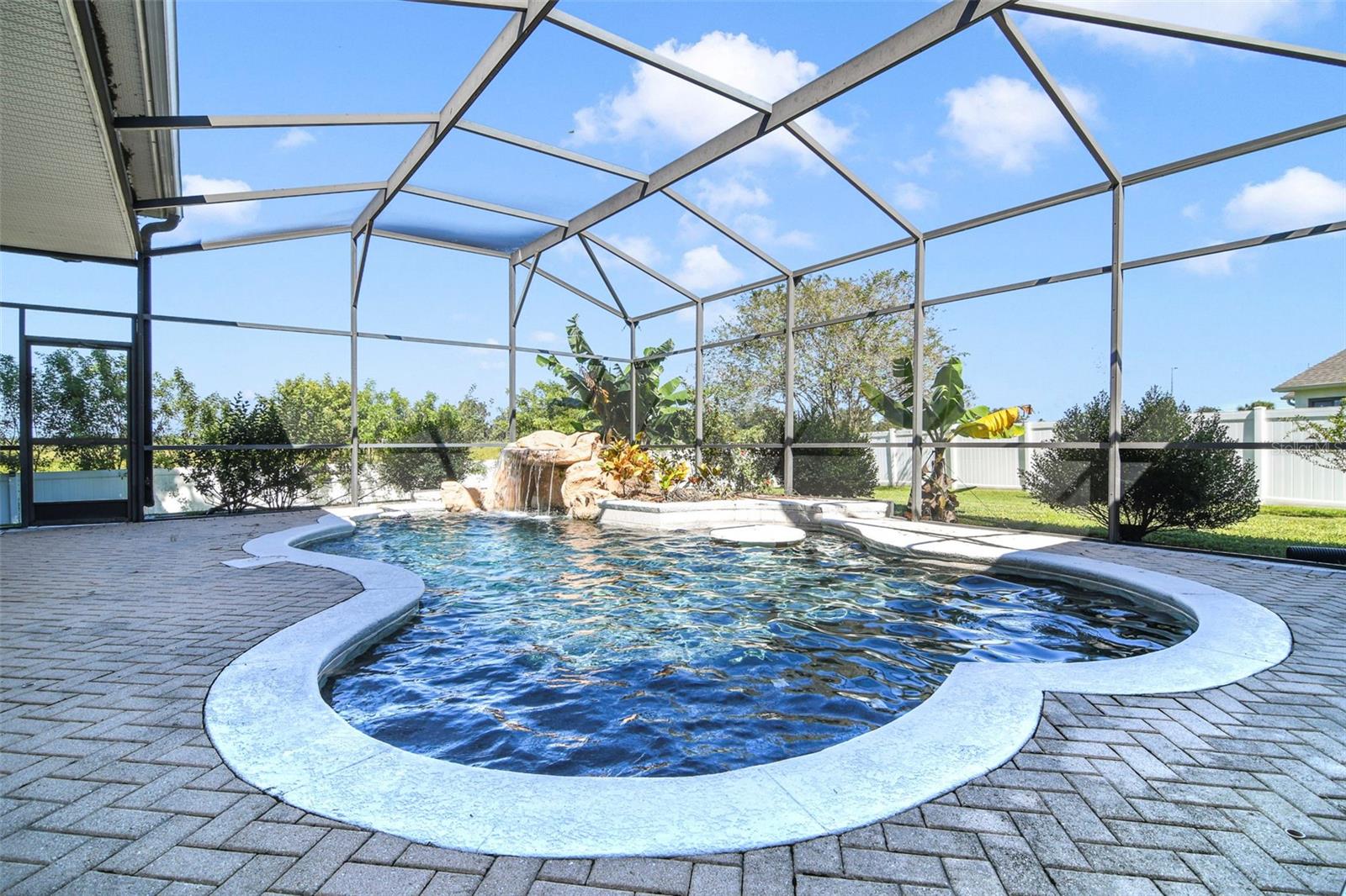 1521 GANTS CIRCLE