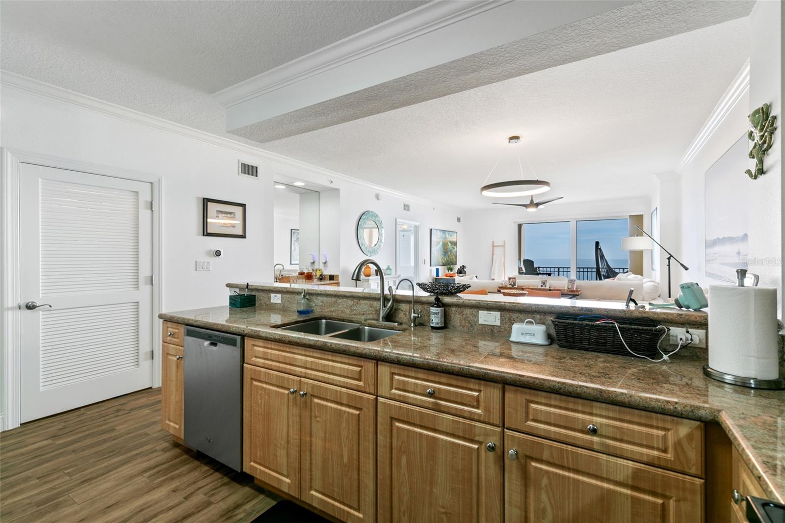 60 SURFVIEW DRIVE 718