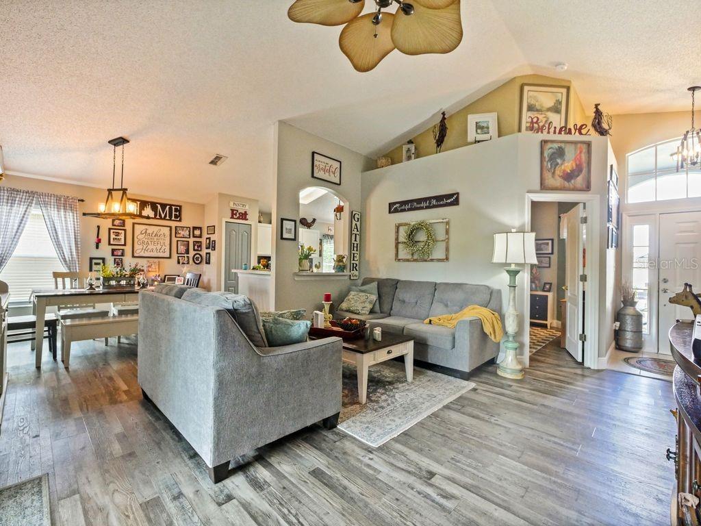 STONEYBROOK - Residential