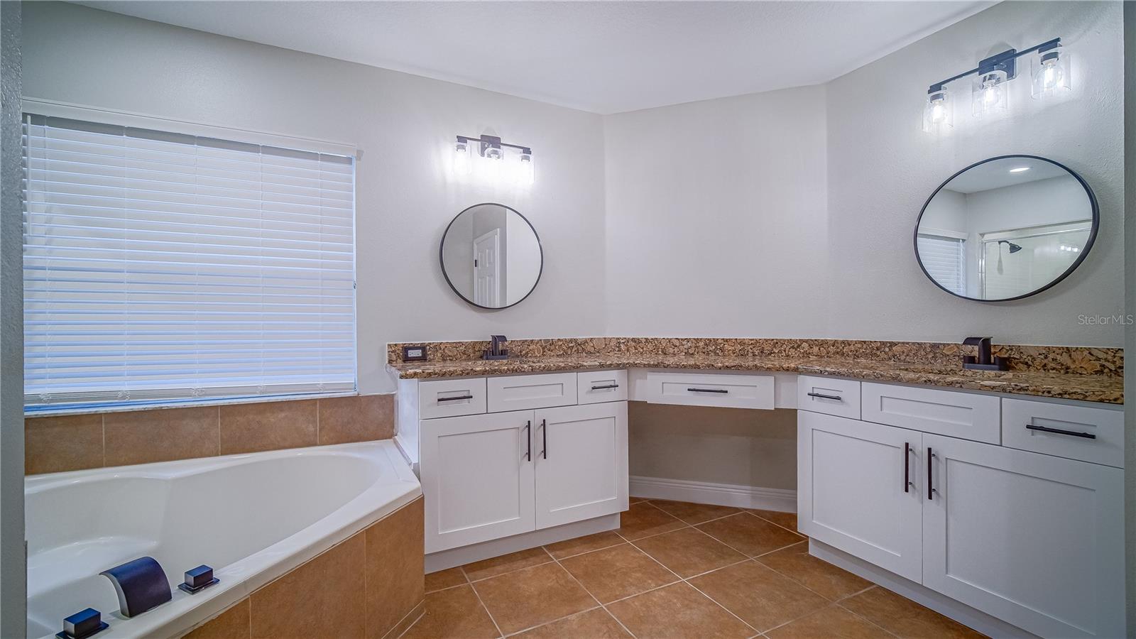 WOODRIDGE PH I-B - Residential Lease