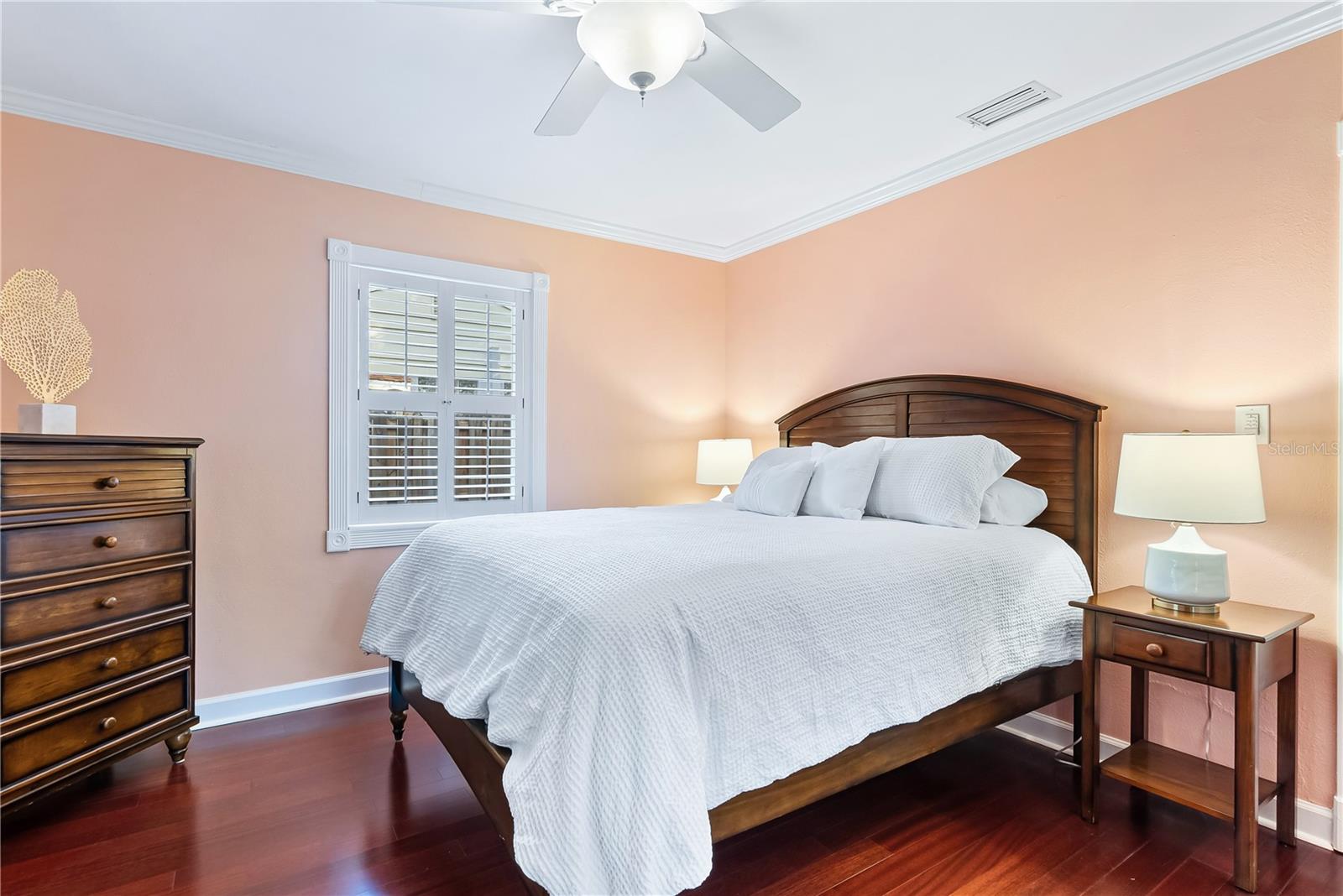 GREENWICH - Residential Lease