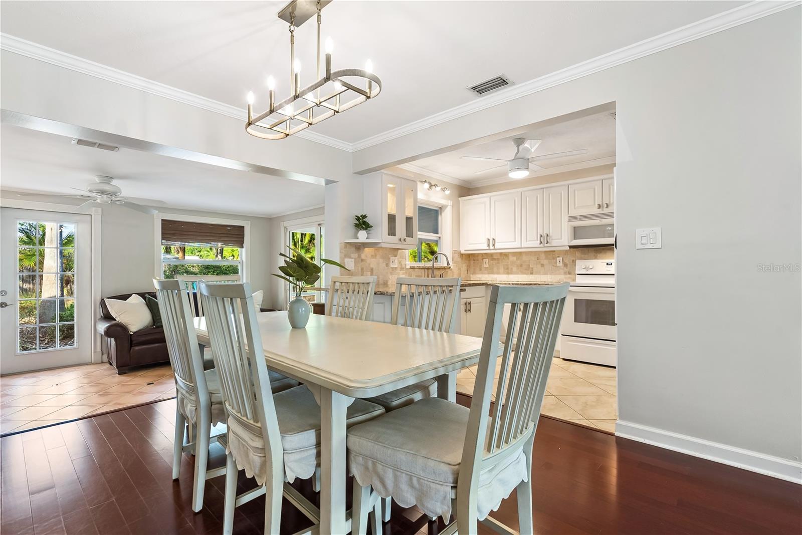 GREENWICH - Residential Lease