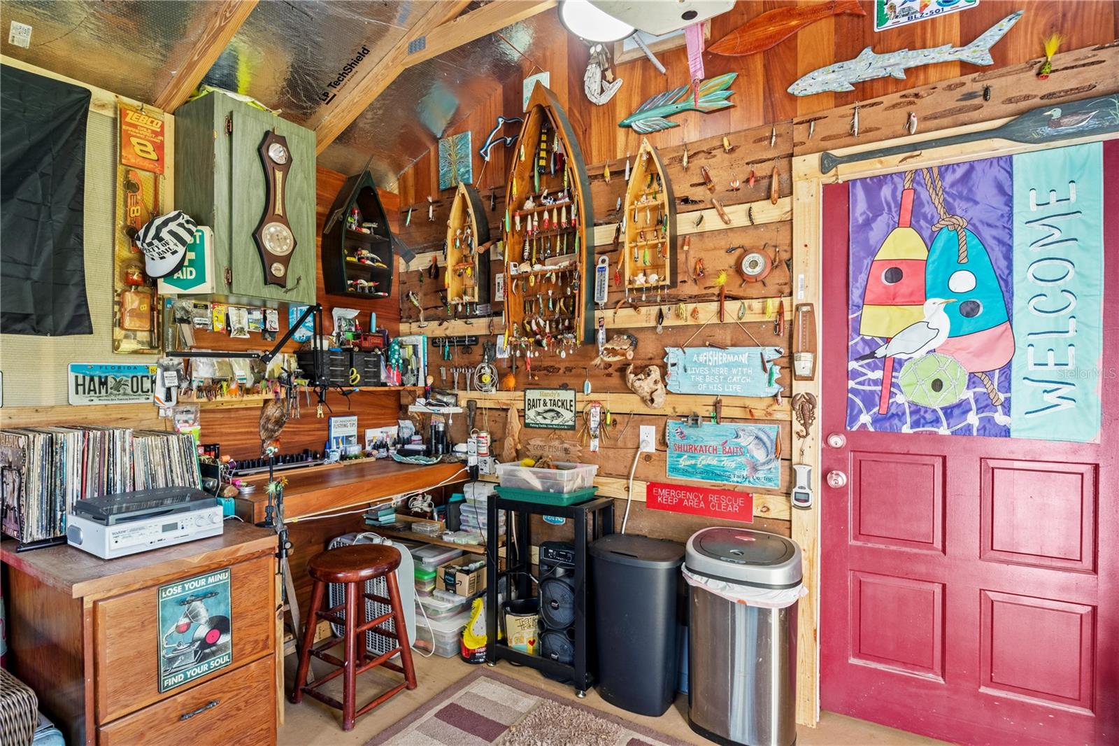 HICKORY HILL RETREATS UNIT 05 - Residential