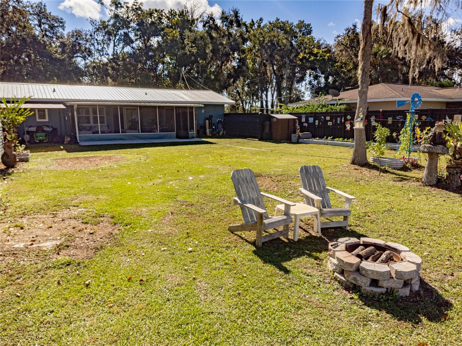 HICKORY HILL RETREATS UNIT 05 - Residential