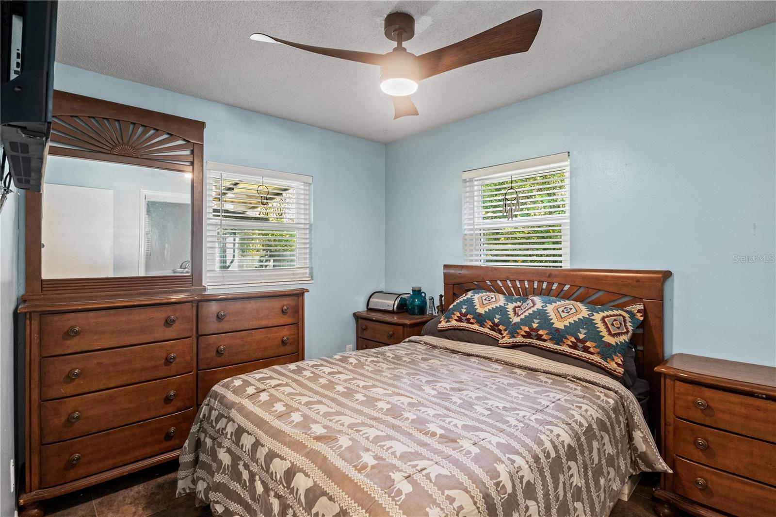 HICKORY HILL RETREATS UNIT 05 - Residential