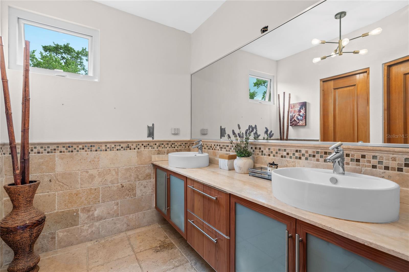 URB MANSIONES DE VISTAMAR MARINA III - Residential