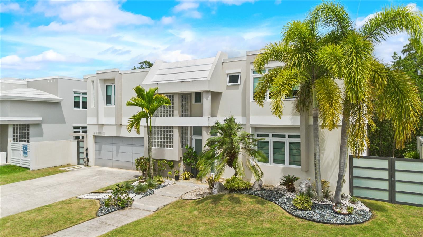 URB MANSIONES DE VISTAMAR MARINA III - Residential