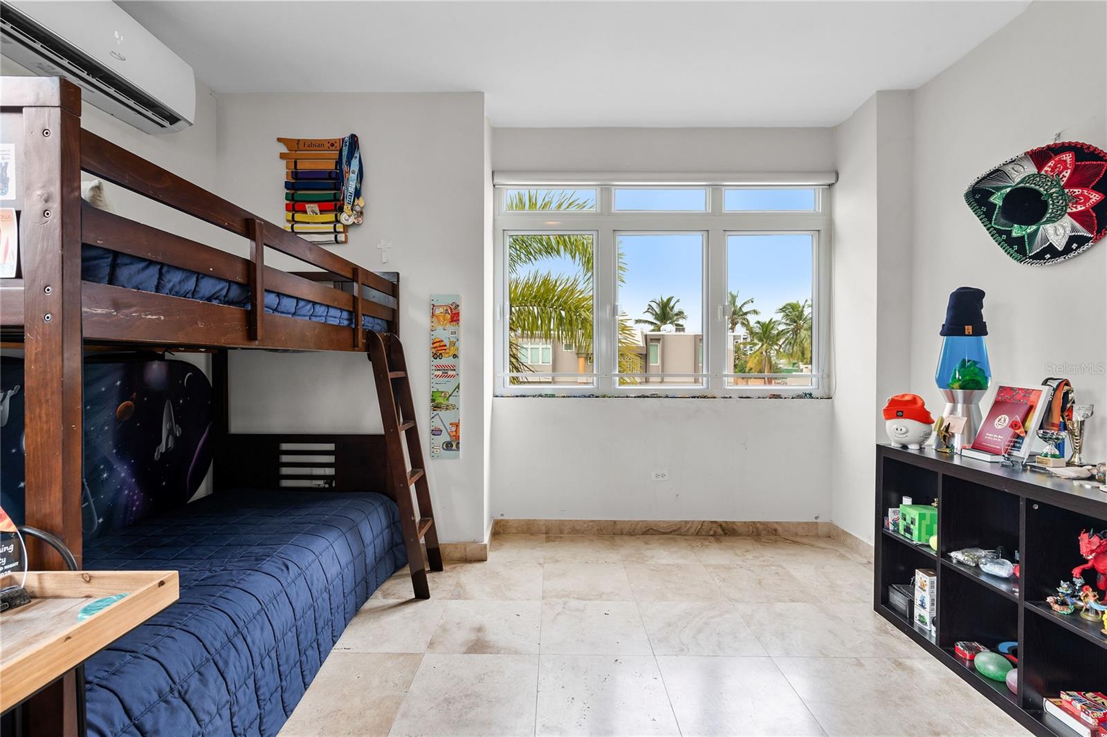 URB MANSIONES DE VISTAMAR MARINA III - Residential