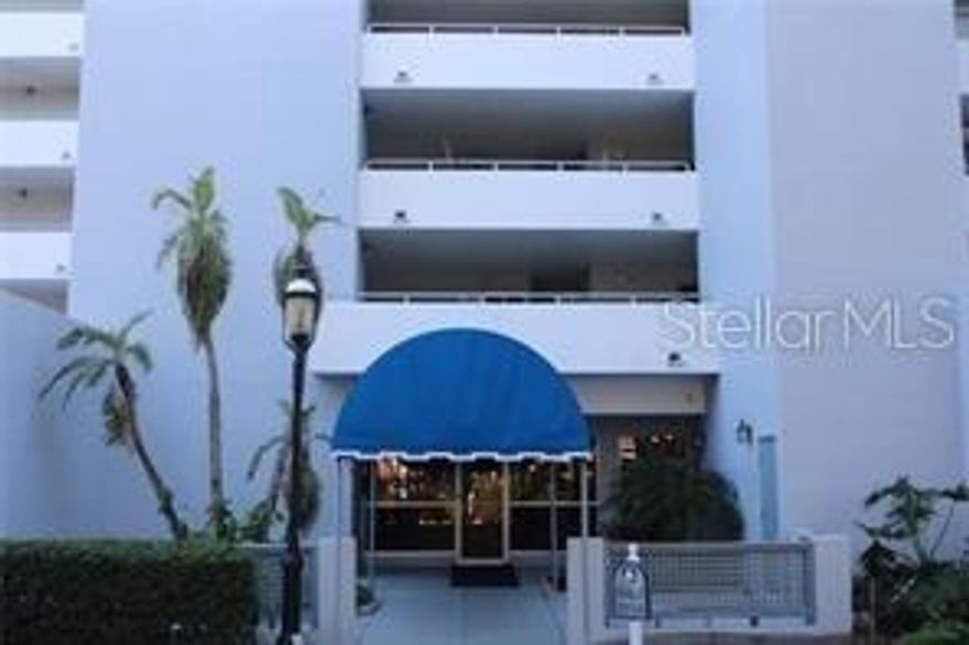 REGATTA POINTE. This is a beautifully decorated turnkey fully furnished 2 bedroom, 2 bathroom condo on the second floor with a open air patio and spectacular views of the Manatee River. Regatta Point offers a secured lobby, under cover parking, private pool and fitness center for your enjoyment. You are also a short distance to the Green Bridge or enjoy a stroll to the Riverside Café or the Reef Restaurant. Regatta Point is located just west of the downtown area of Palmetto and just over the bridge from downtown Bradenton. Regatta Pointe is conveniently located to fine waterfront dining, marina, shopping, Green Bridge, historic riverfront homes on Riverside Drive and so much more. This condo is perfect for transitional housing or a short term rental while you are looking to purchase. Please note; Only available from May 15, 2026 -January 2026.