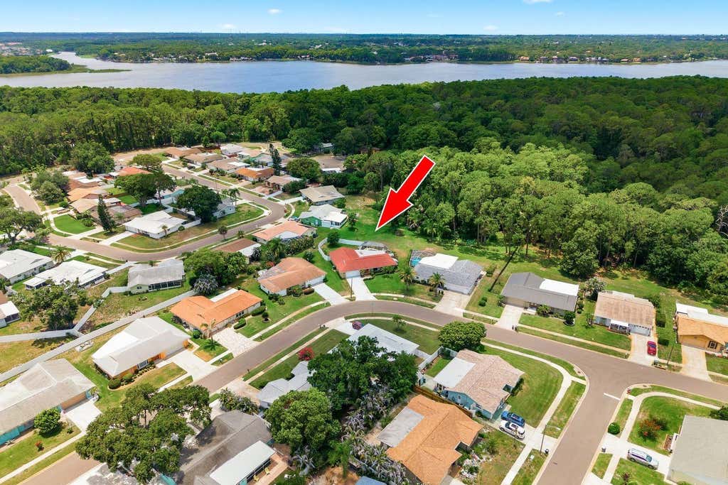Photo of 900 Mainsail Way, Palm Harbor, FL 34685 (MLS # TB8521834)