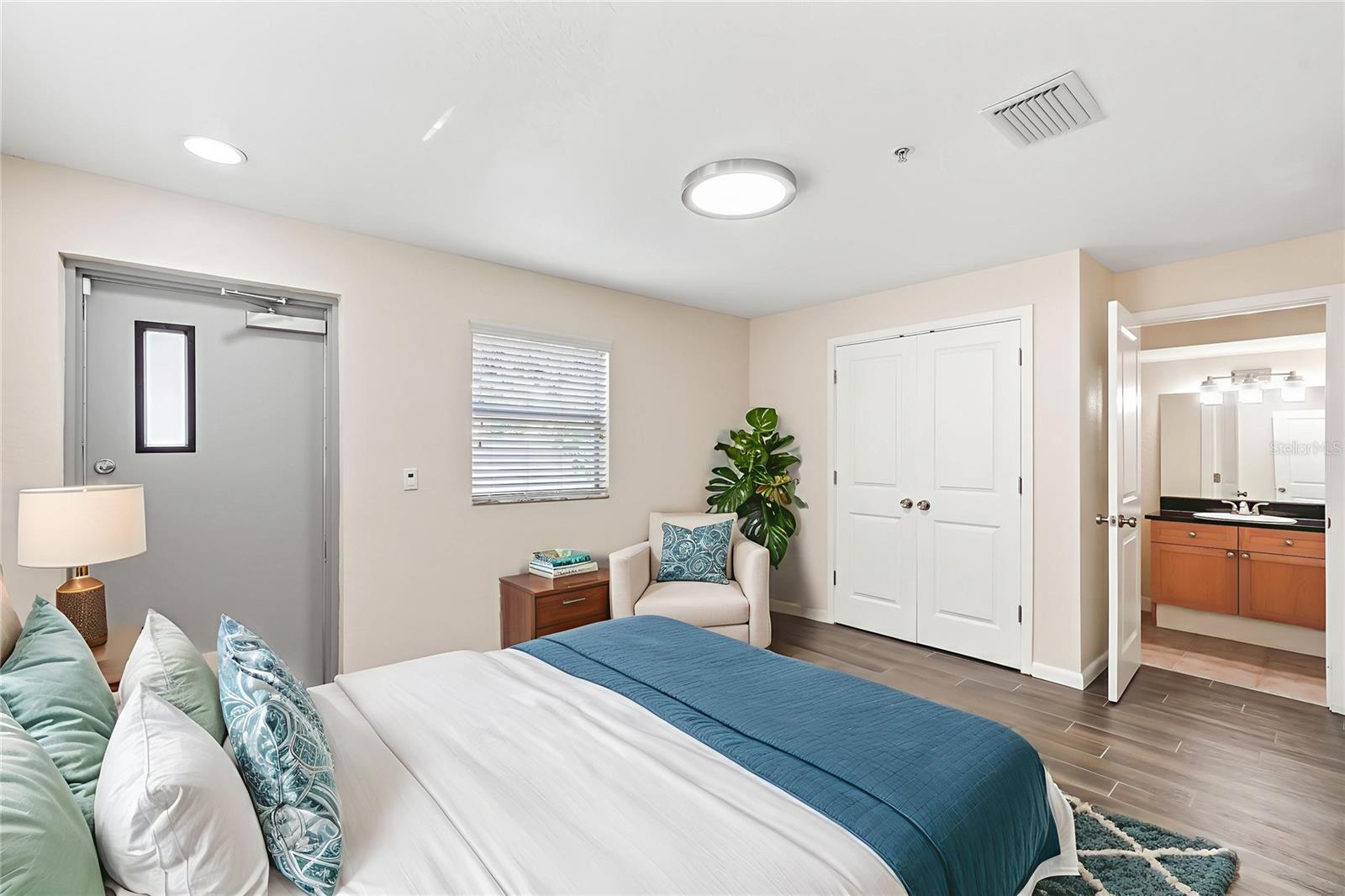 SWANN AVE TWNHMS - Residential Lease