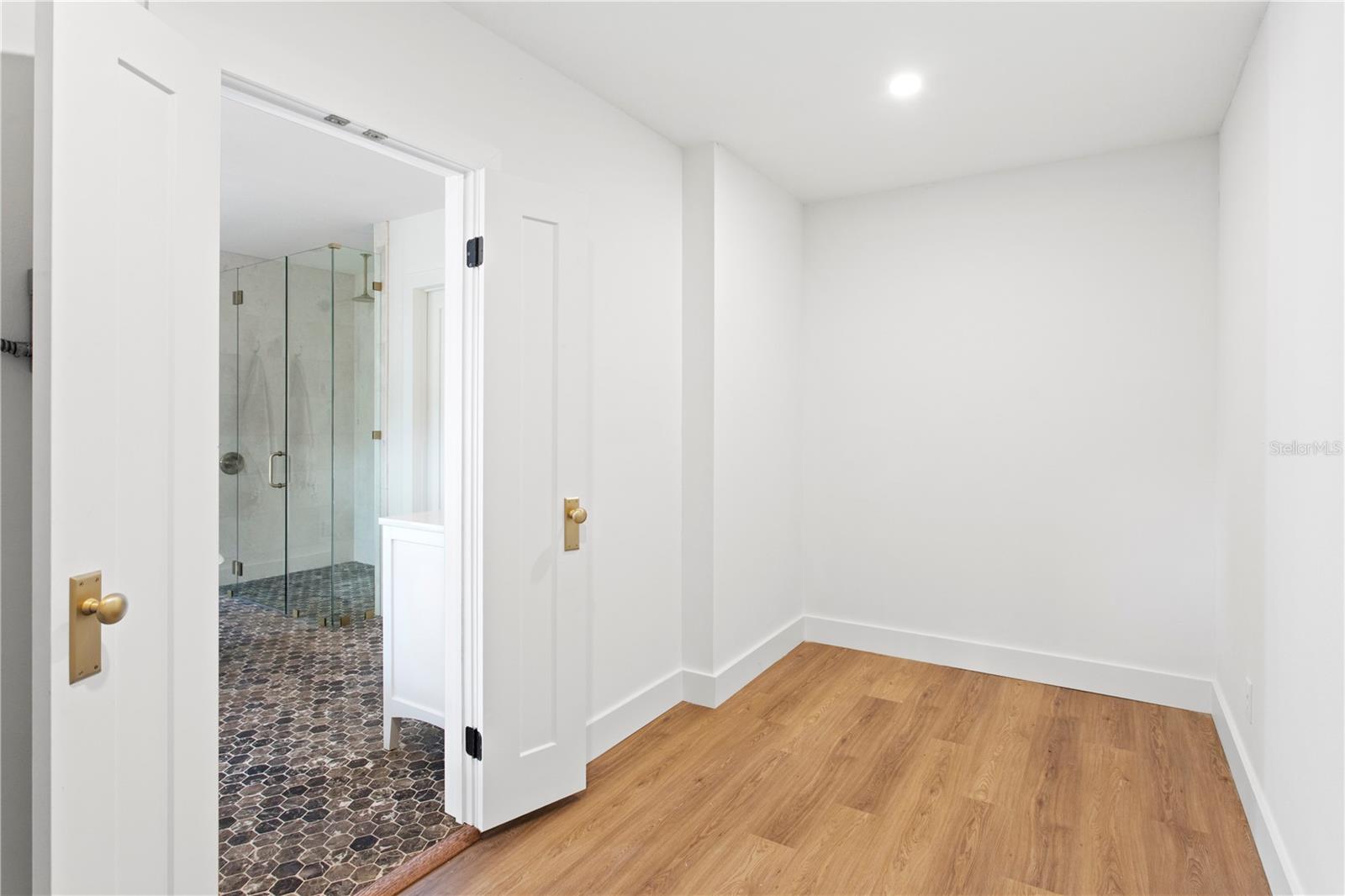 RIVERBEND SUB RESUB OF LTS 1 - Residential