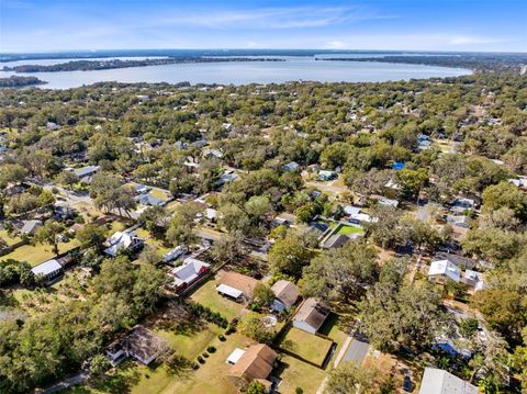 A home in MOUNT DORA