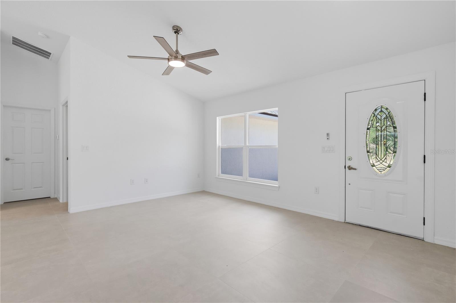 3 SEQUOIA DRIVE TRACE