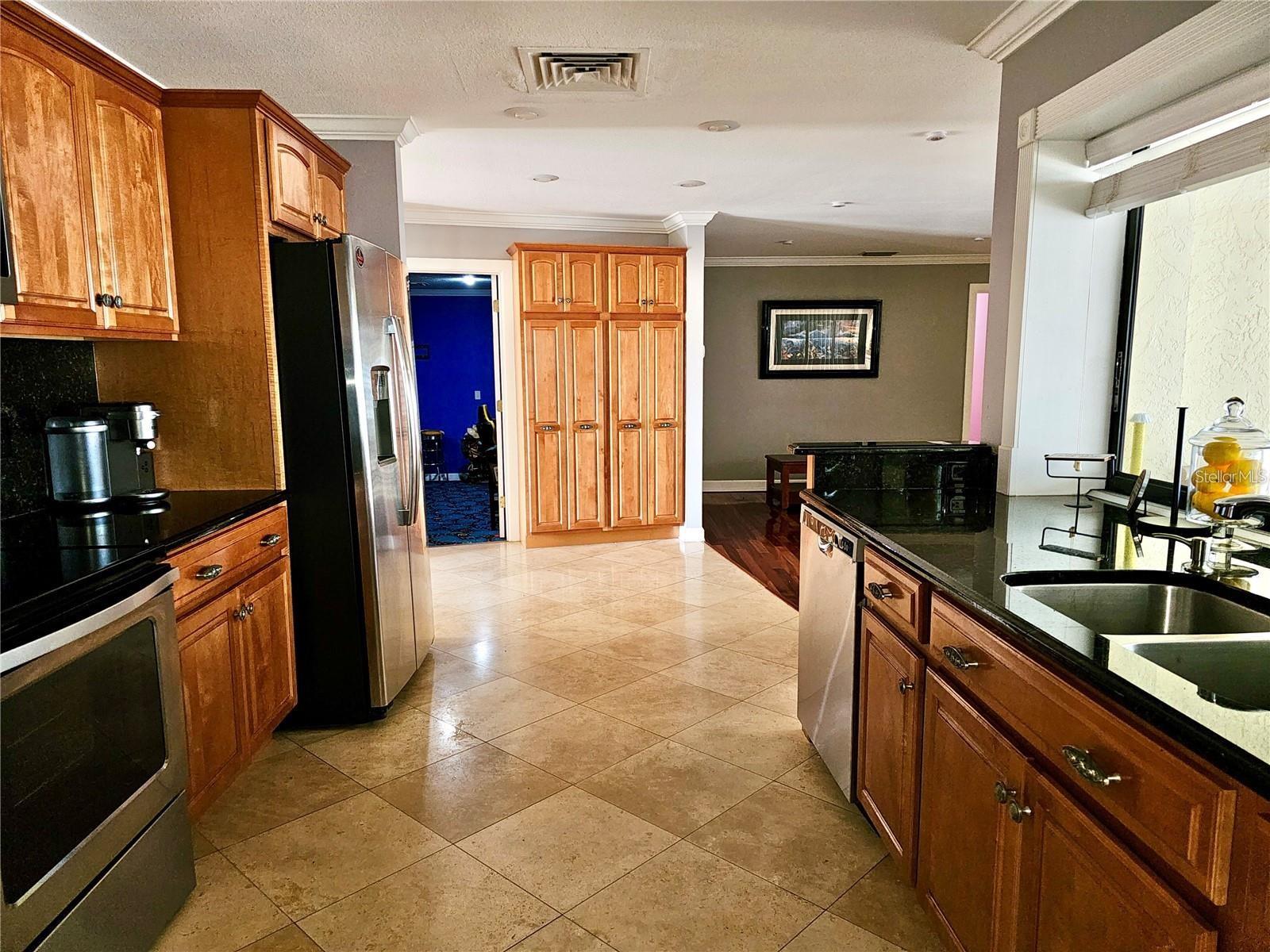 APOLLO BEACH UNIT 13 PT 2 - Residential Lease