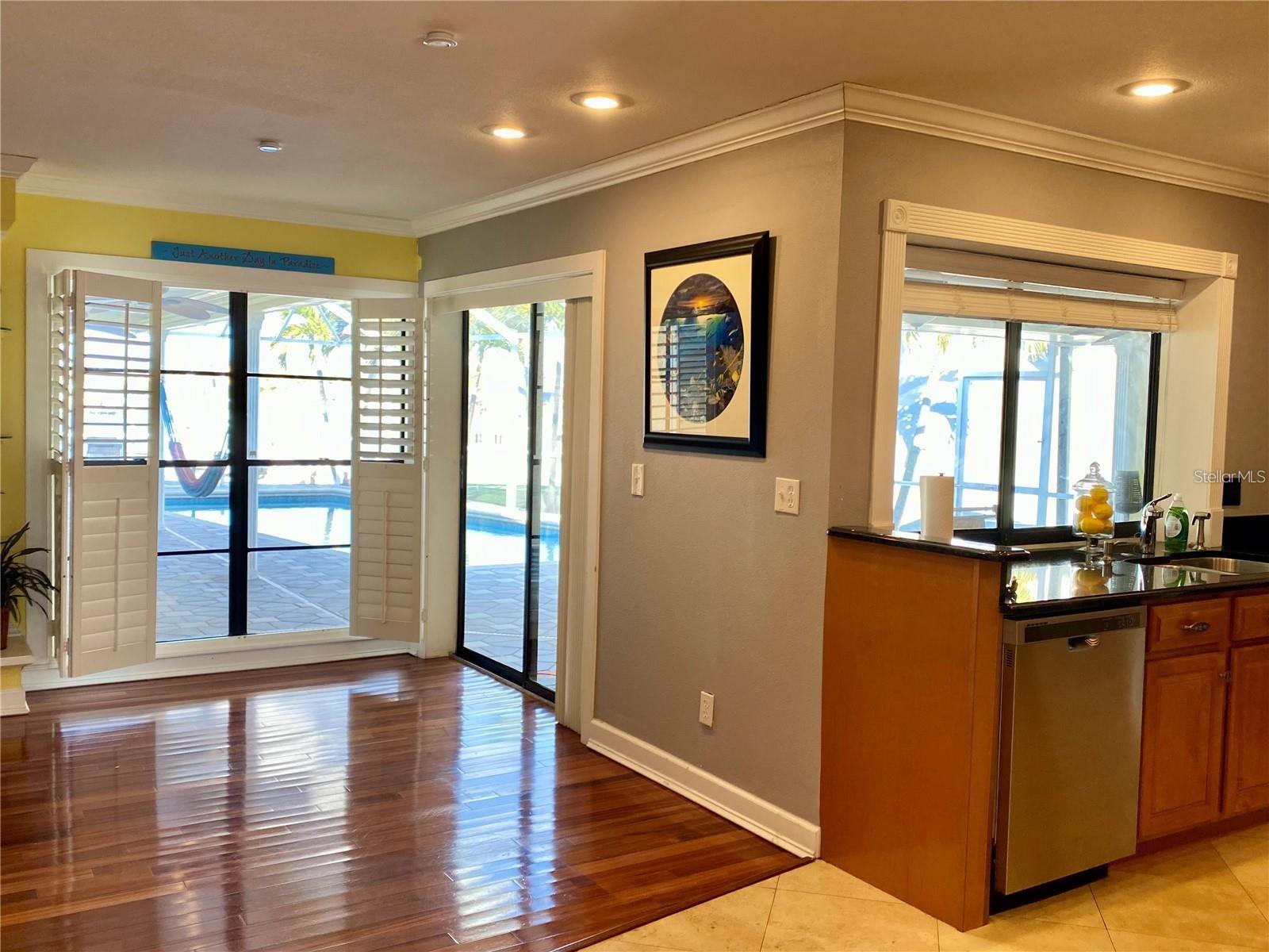 APOLLO BEACH UNIT 13 PT 2 - Residential Lease