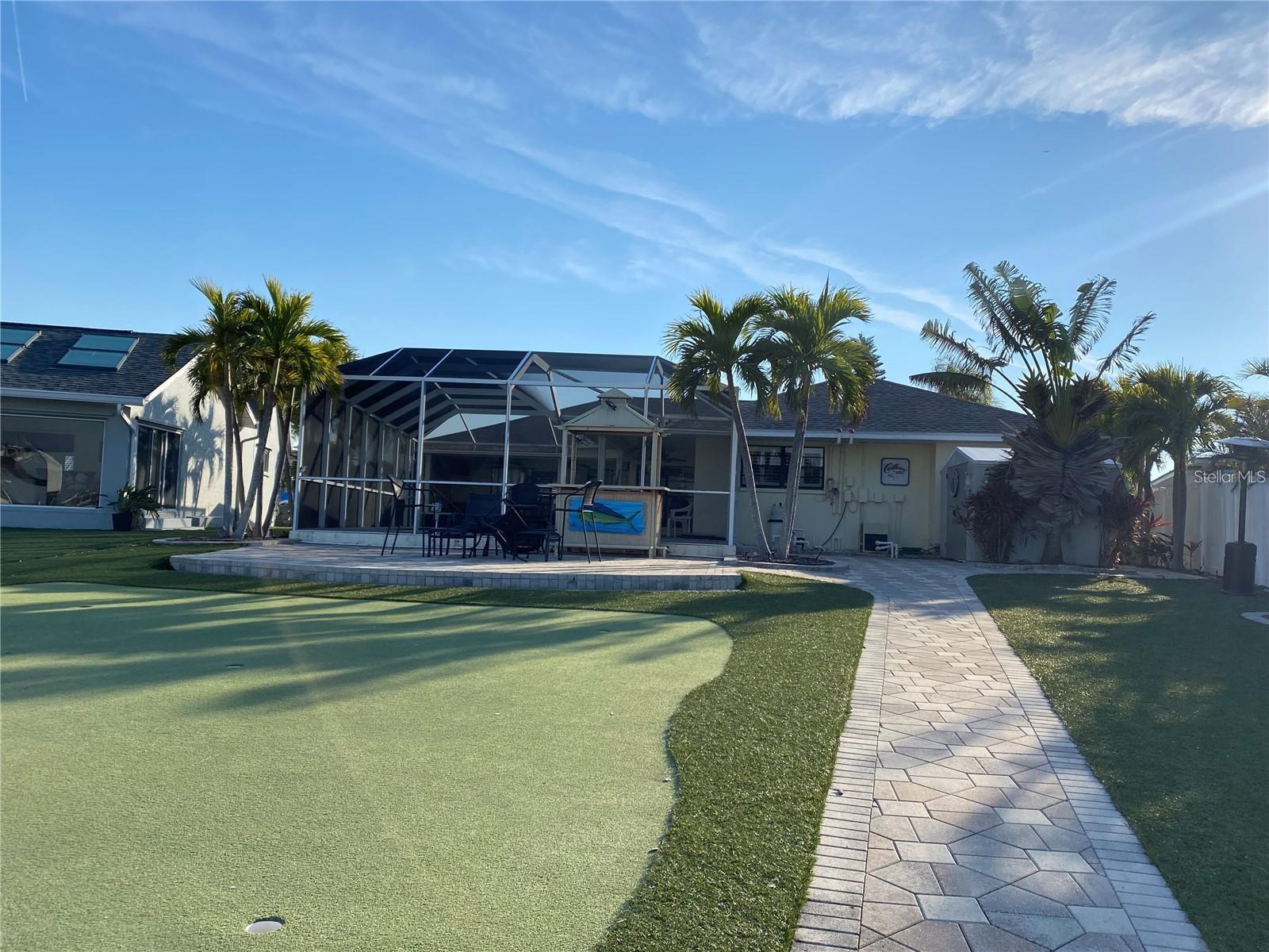 APOLLO BEACH UNIT 13 PT 2 - Residential Lease