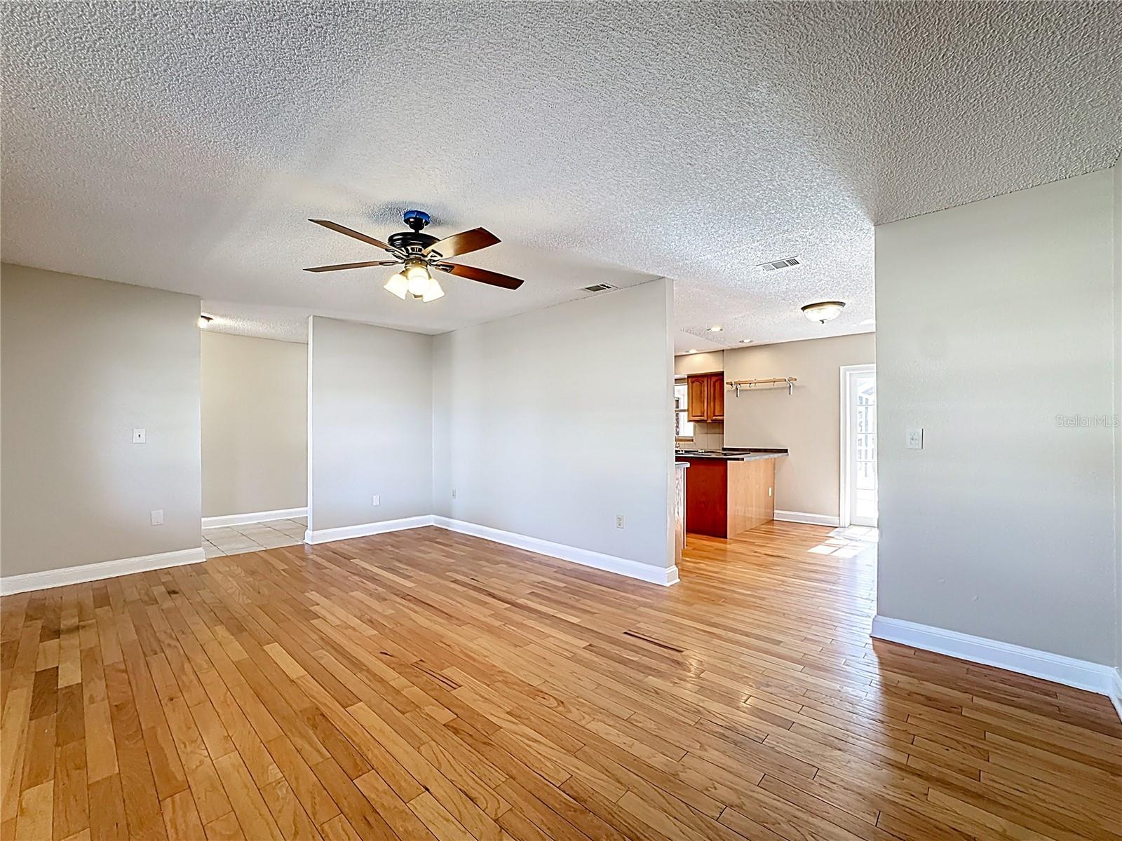 WEKIVA HUNT CLUB 3 FOX HUNT SEC 3 - Residential