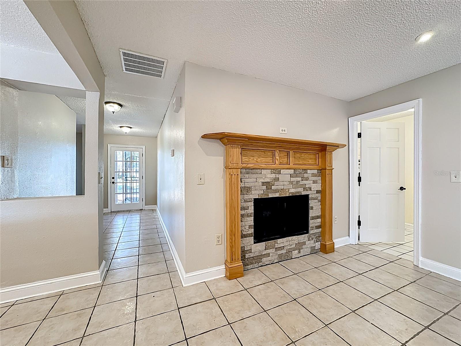 WEKIVA HUNT CLUB 3 FOX HUNT SEC 3 - Residential