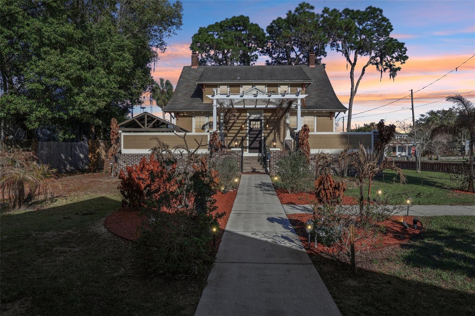 EUSTIS - Residential