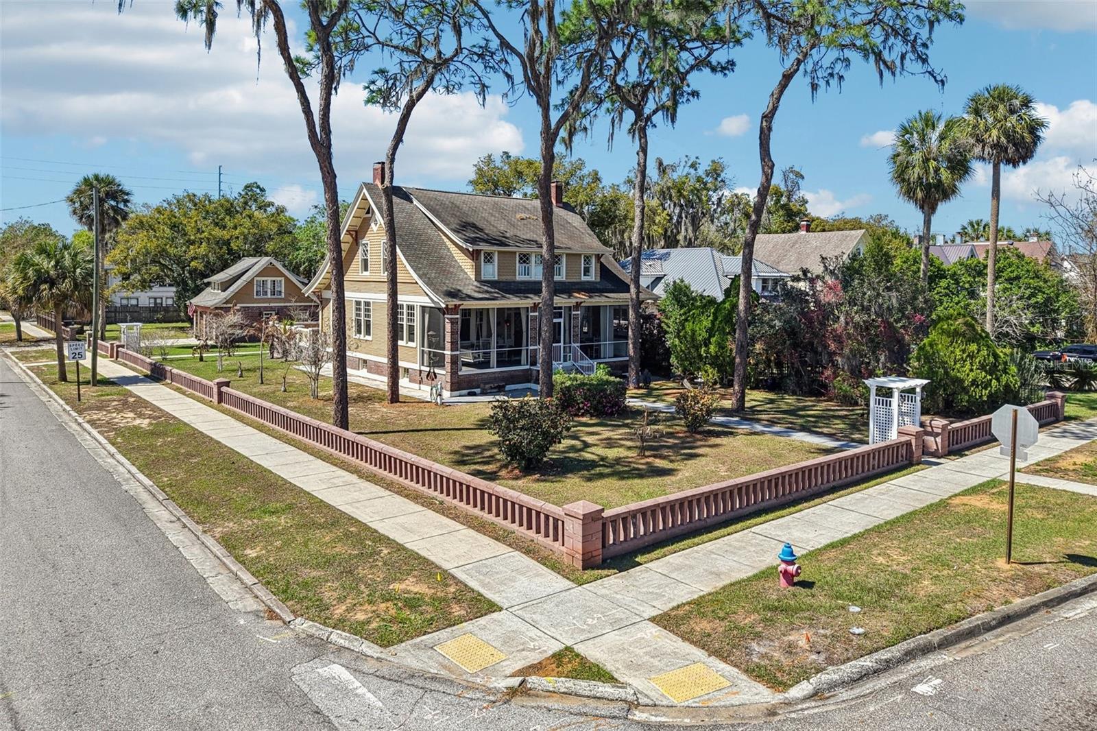 EUSTIS - Residential