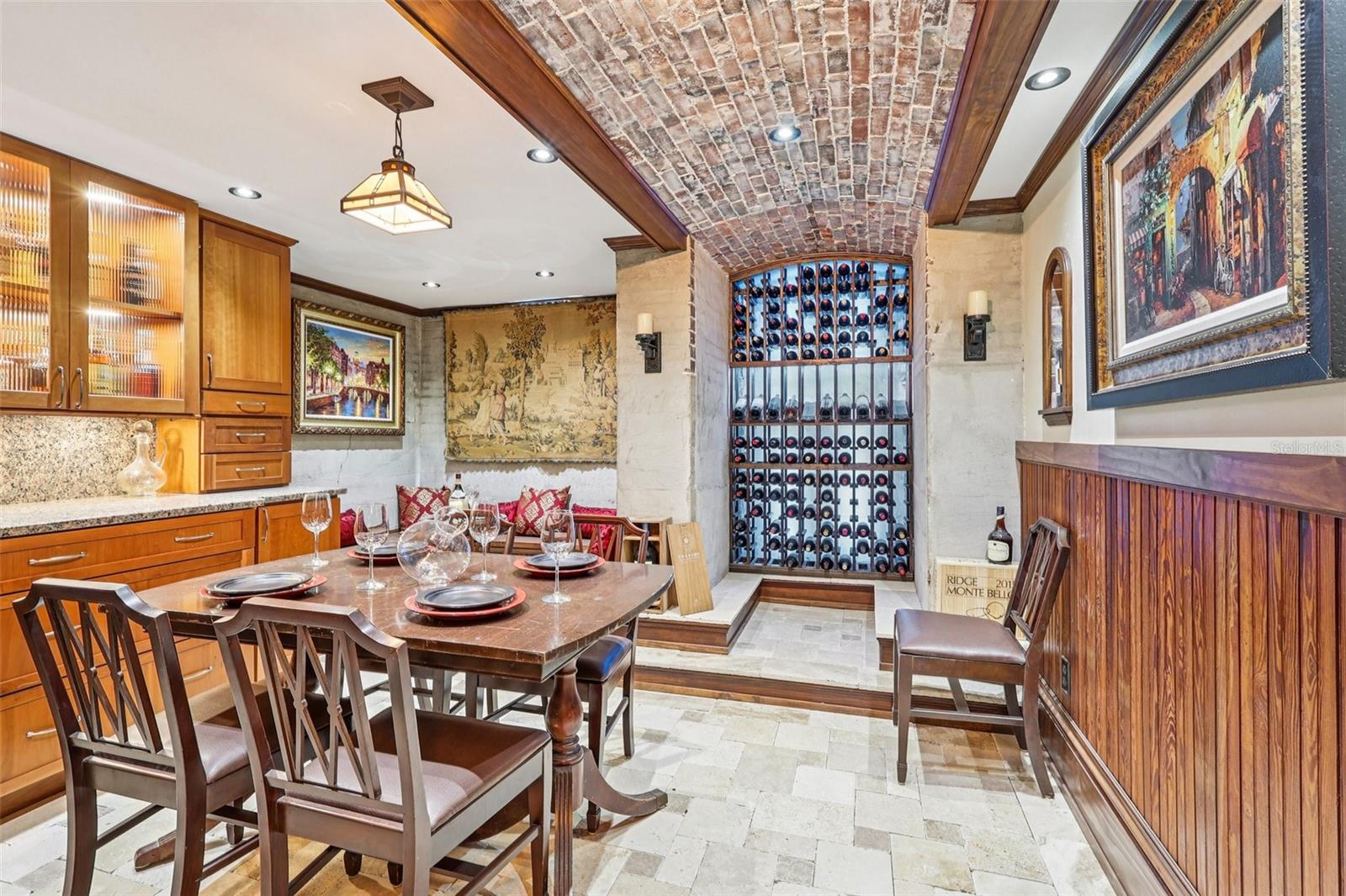 EUSTIS - Residential