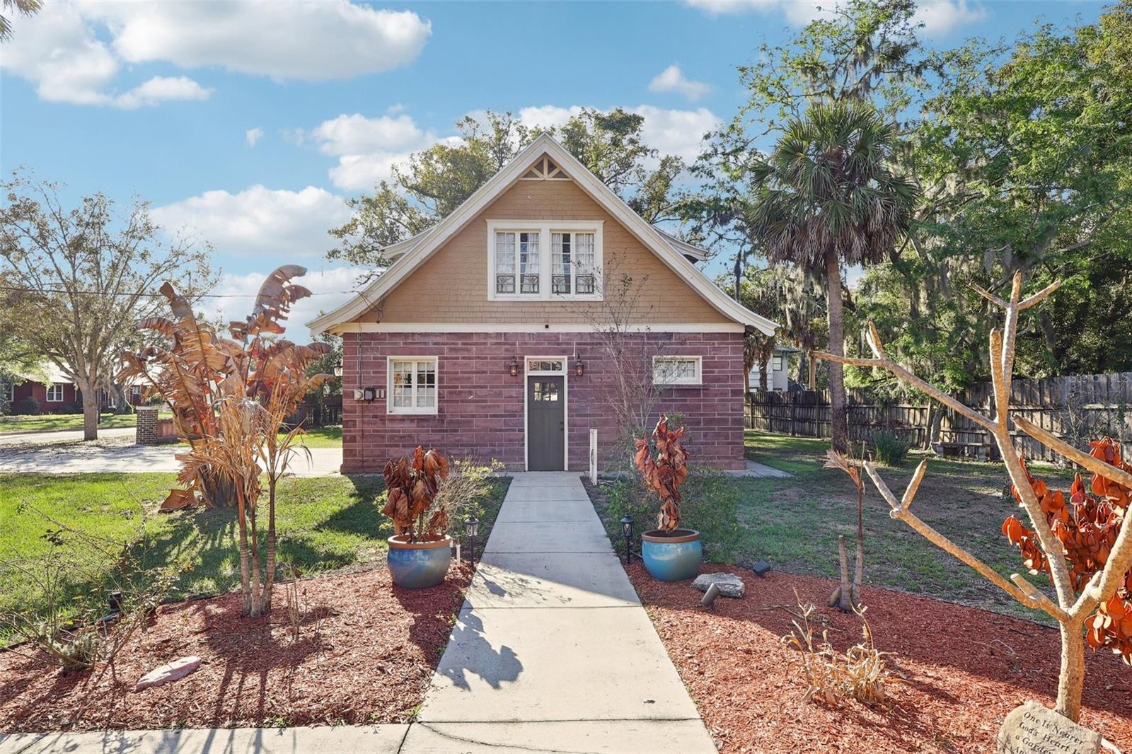 EUSTIS - Residential