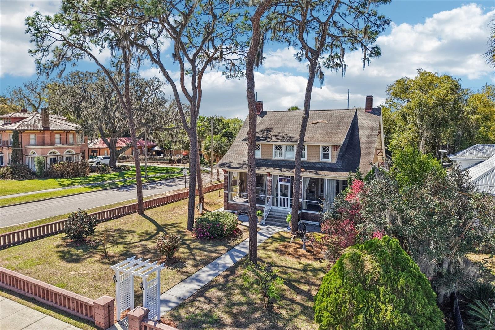 EUSTIS - Residential