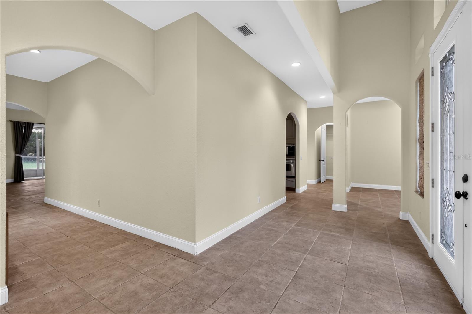 3049 W LAUREL STREET
