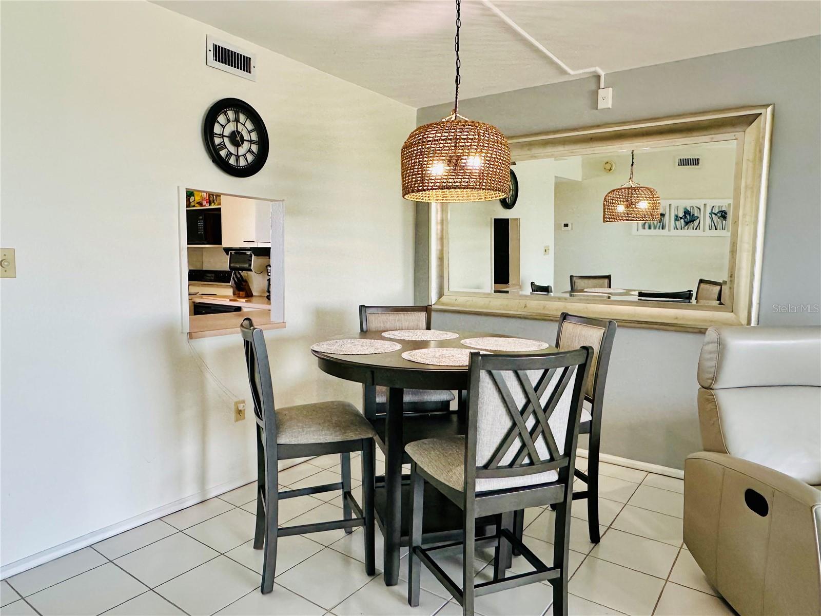 POINTE ON MIDNIGHT PASS - Residential Lease