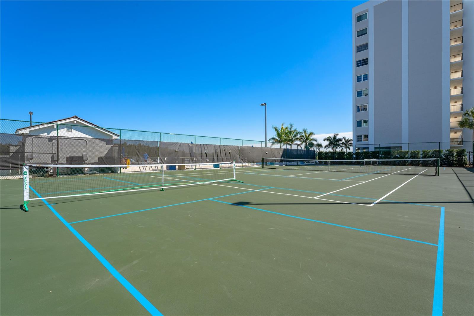 POINTE ON MIDNIGHT PASS - Residential Lease