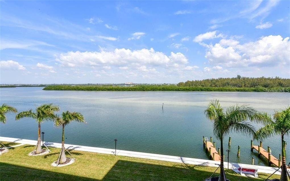 POINTE ON MIDNIGHT PASS - Residential Lease