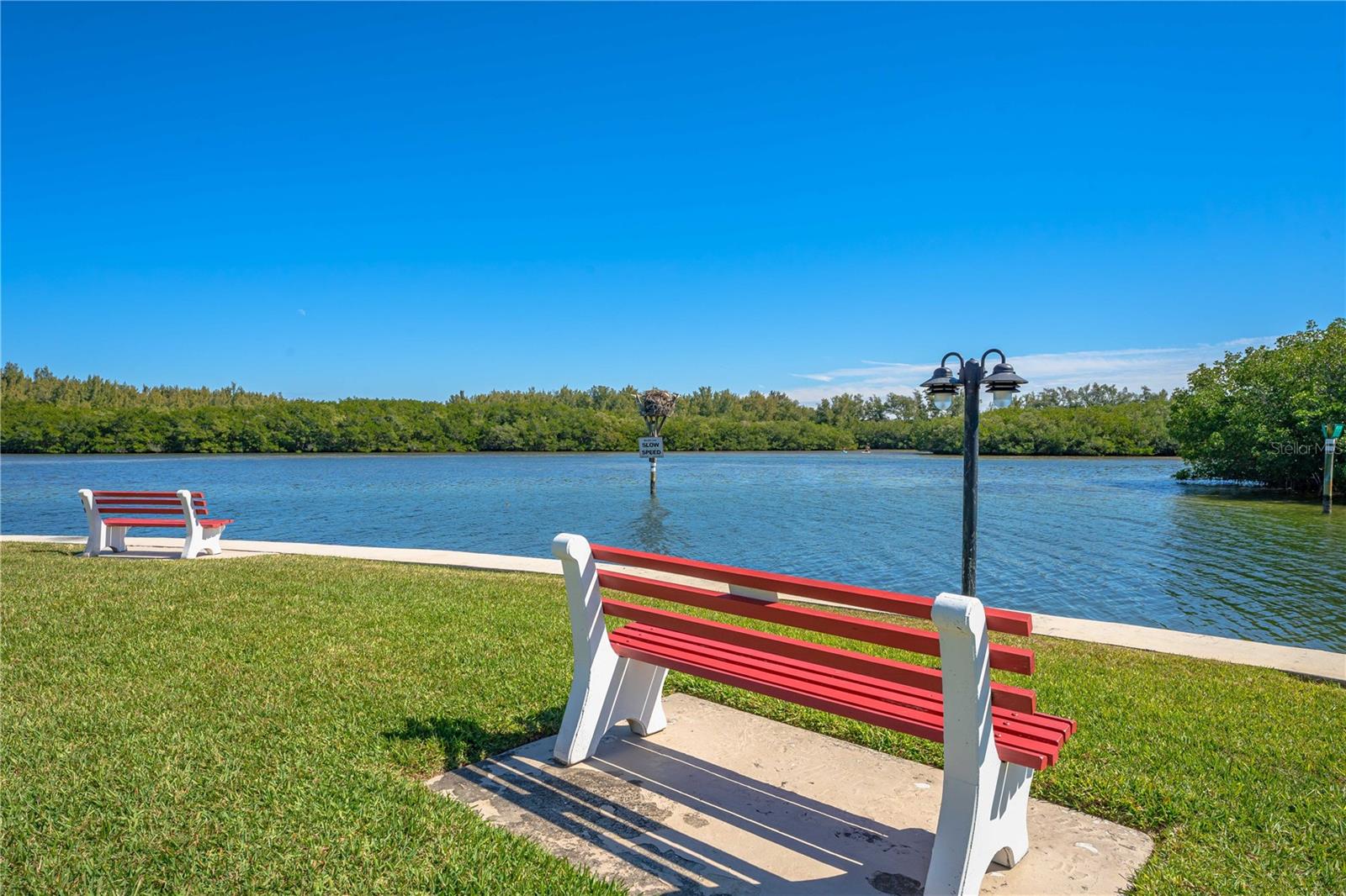 POINTE ON MIDNIGHT PASS - Residential Lease